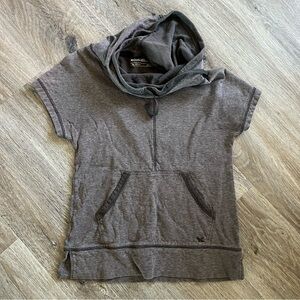 Eddie Bauer turtleneck tee